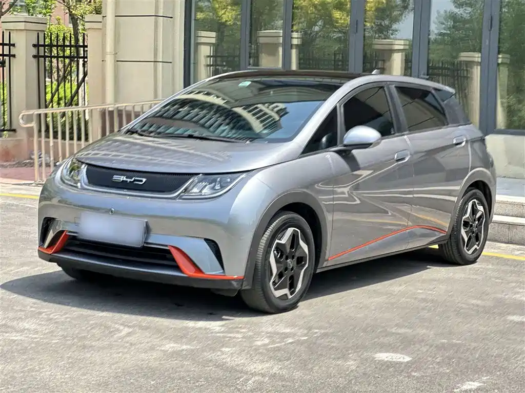 BYD Dolphin 2023
