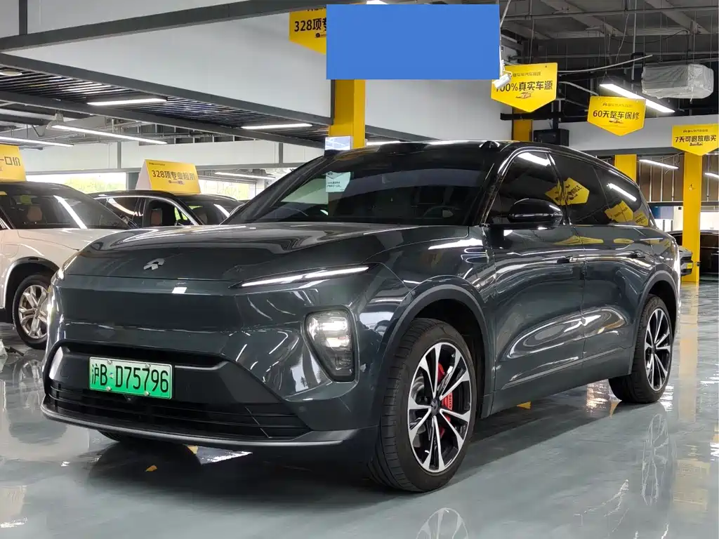 NIO ES8 2024