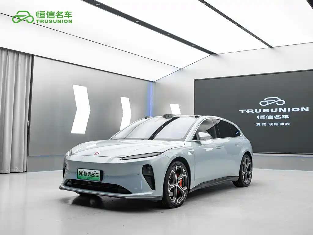 NIO ET5T 2024