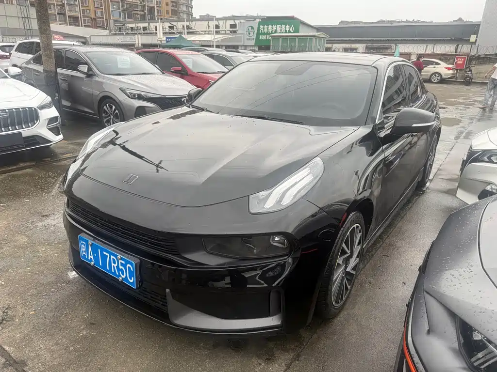 Lynk & Co 03 2020
