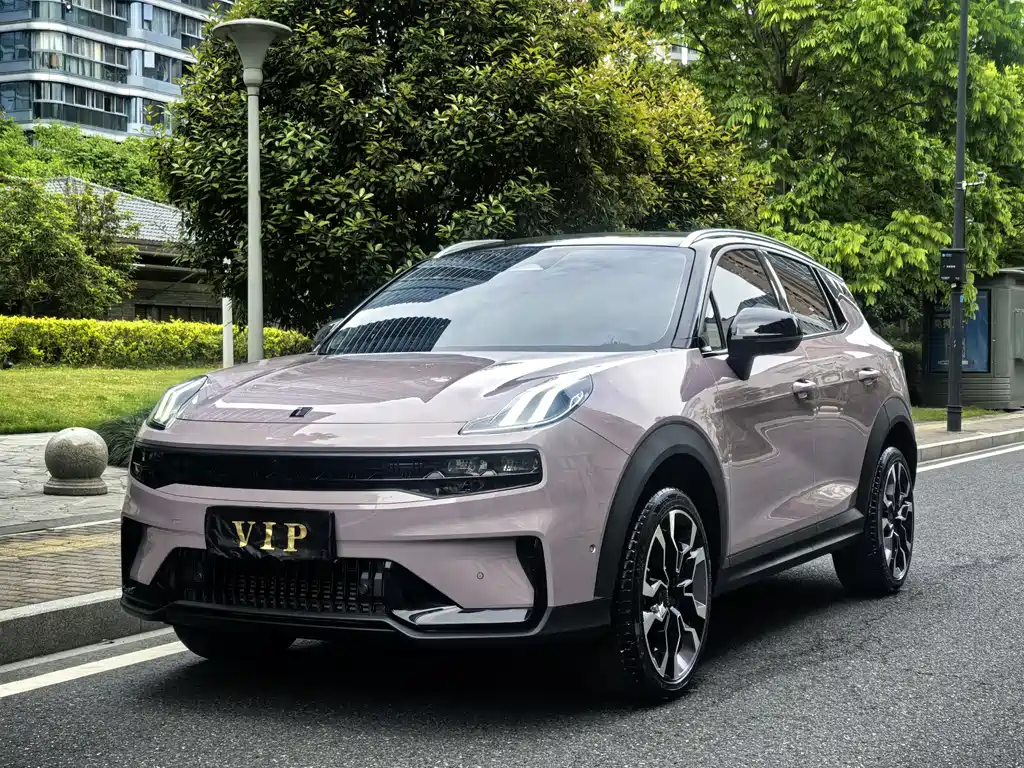 Lynk & Co 06 2024
