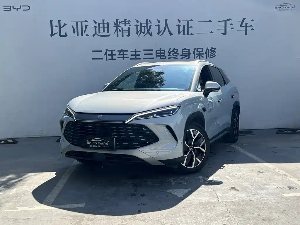 BYD L DM-i 2025