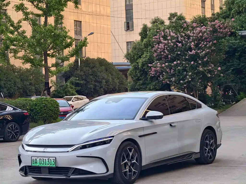 BYD Han 2024