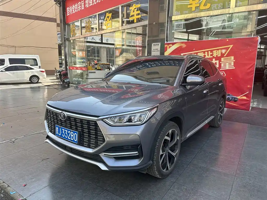 BYD PLUS 2020