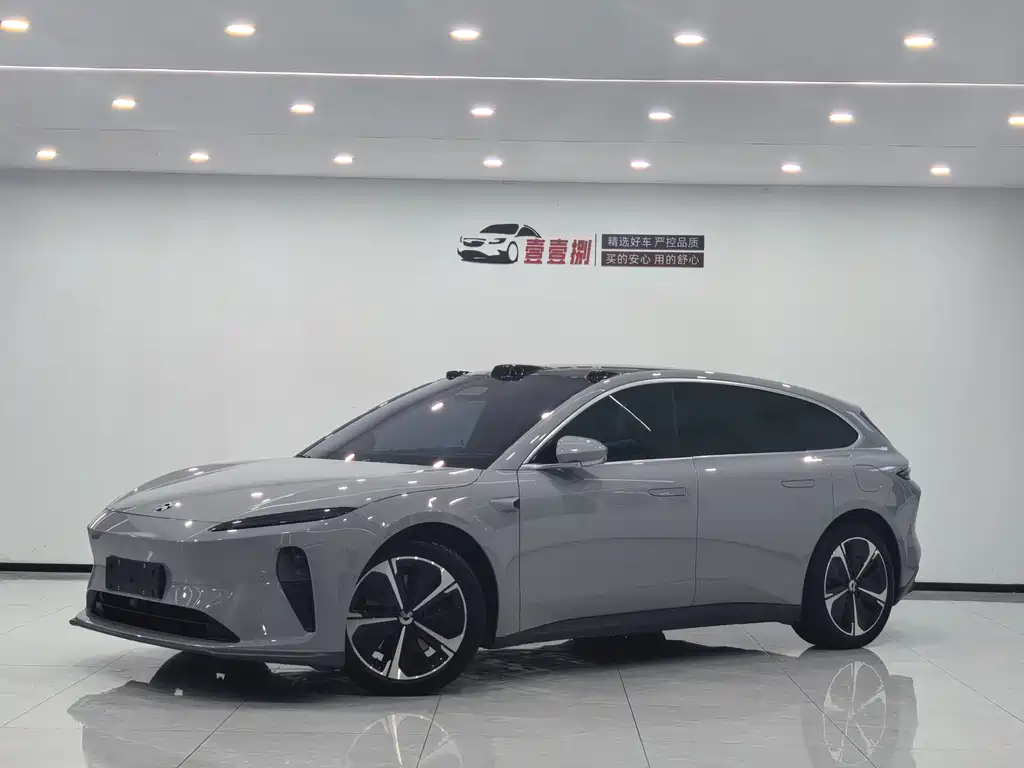 NIO ET5T 2024
