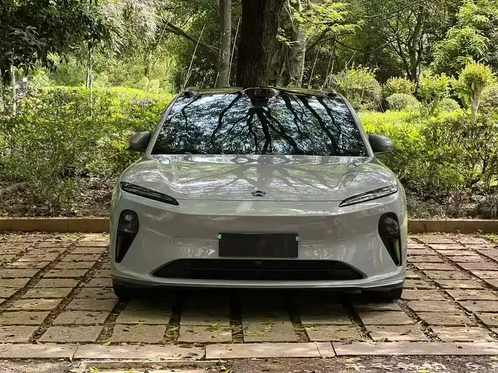 NIO ET5T 2023