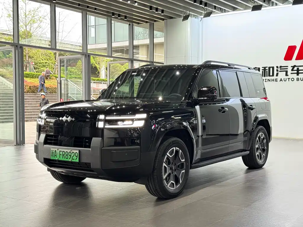 Fang Cheng Bao 钛7 2025