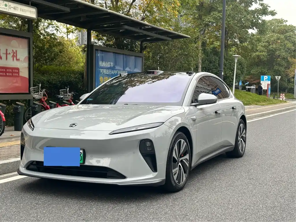 NIO ET5 2023