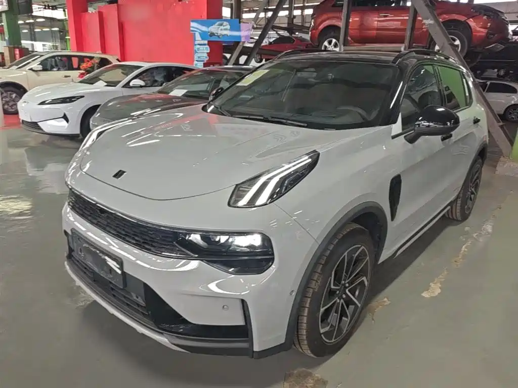 Lynk & Co 01 EM-P 2026