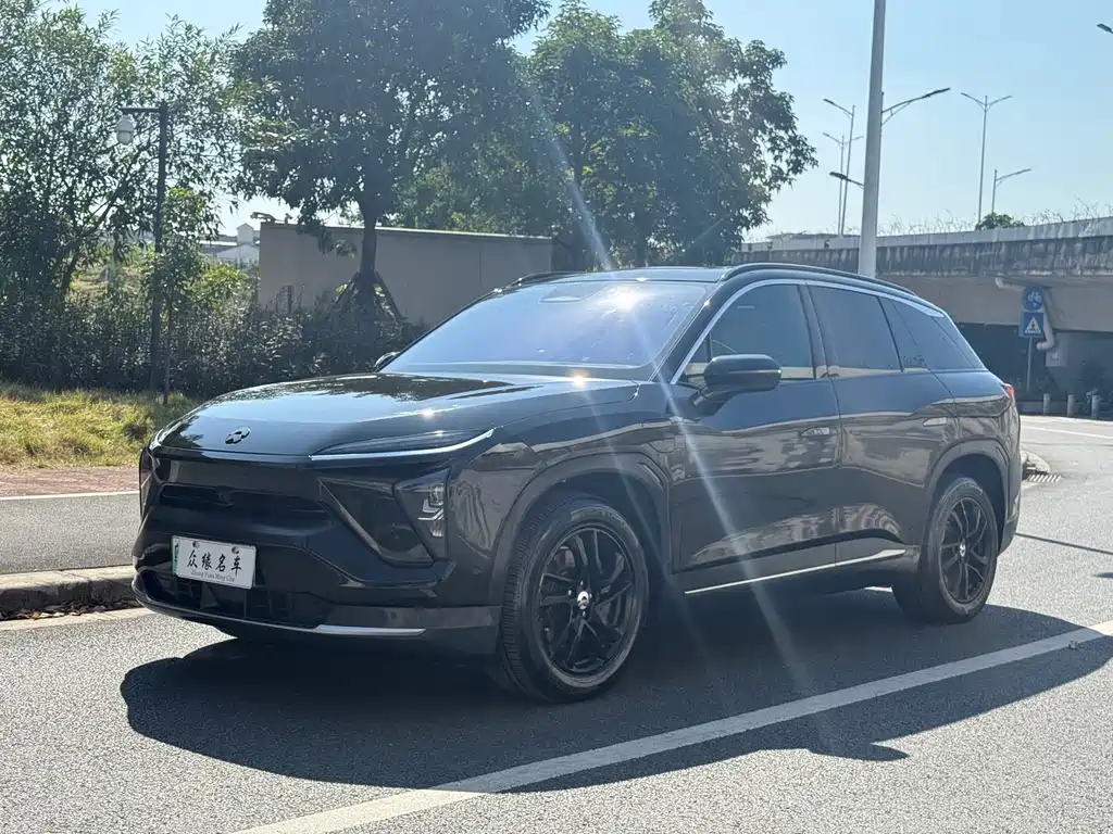 NIO ES6 2021