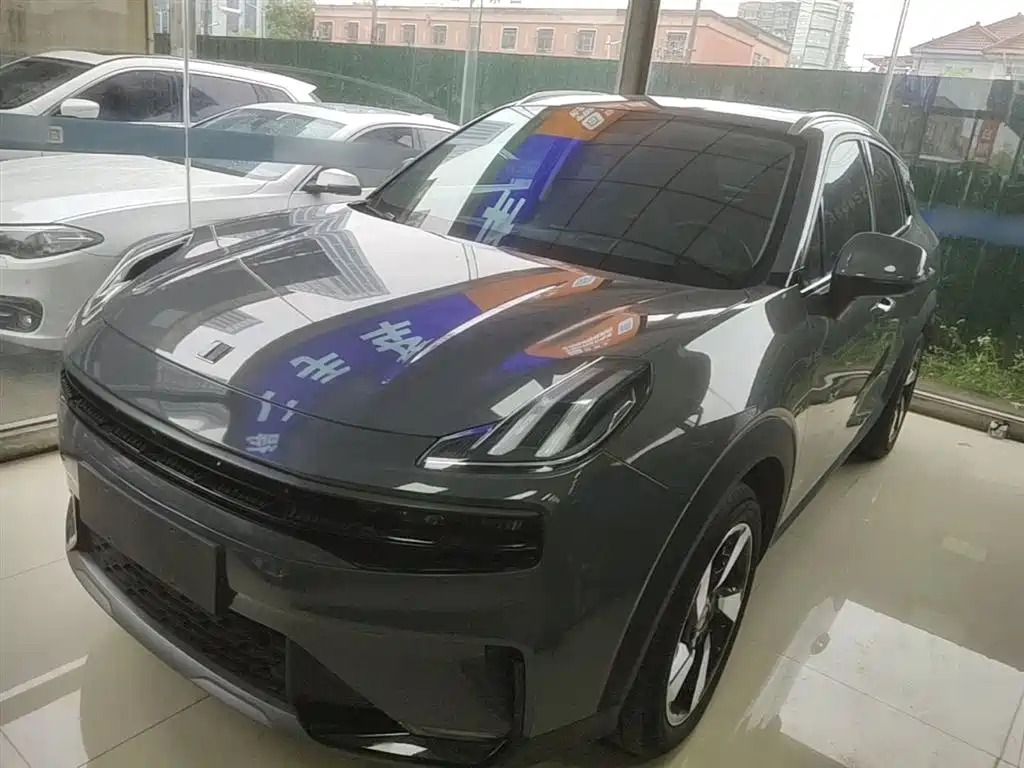 Lynk & Co 06 EM-P 2021