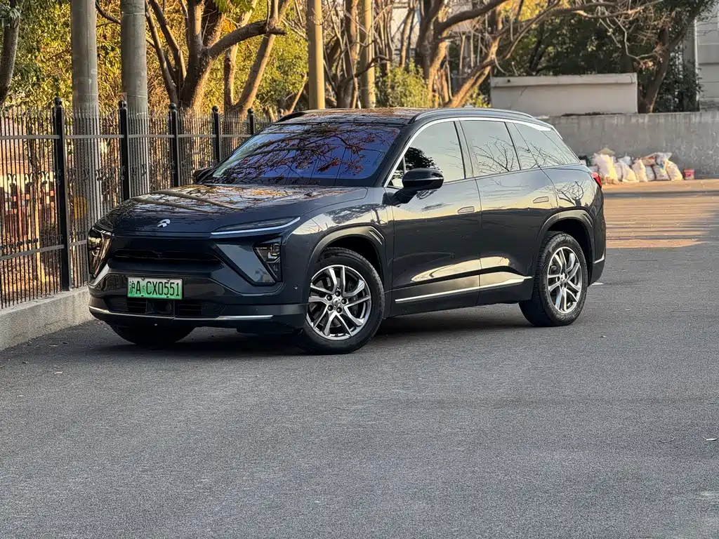 NIO ES6 2020