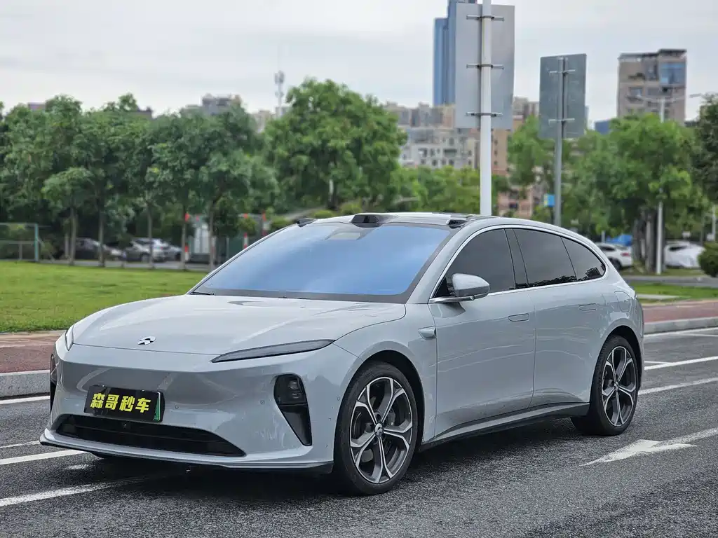 NIO ET5T 2024
