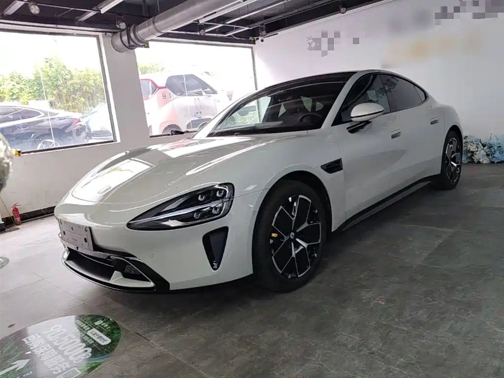Xiaomi SU7 2025