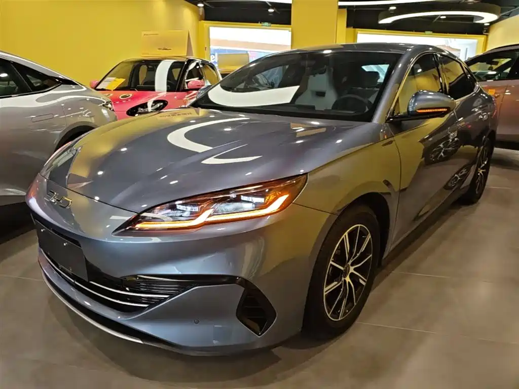 BYD 海豹06 2025