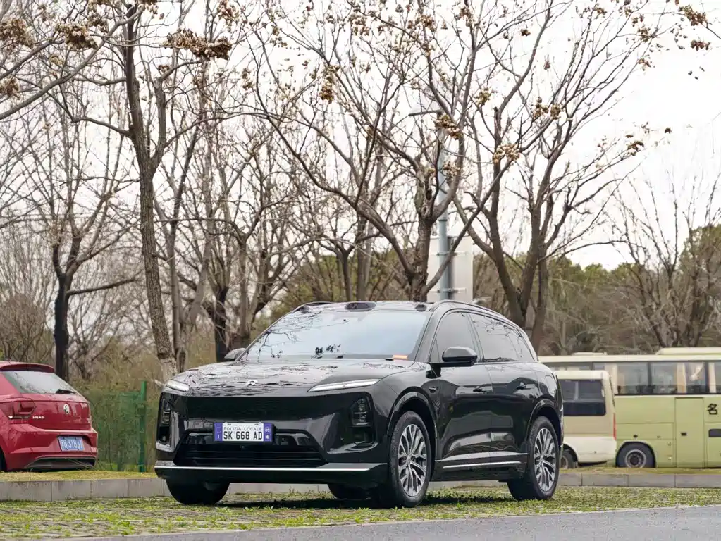 NIO ES6 2025