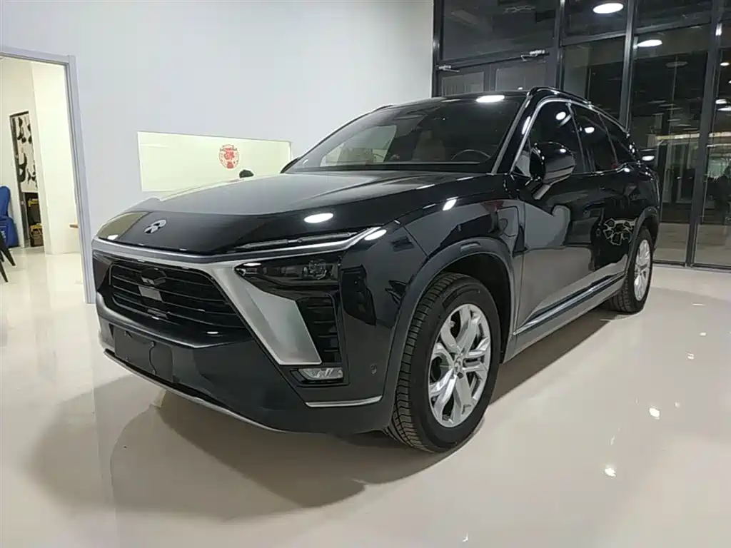 NIO ES8 2022
