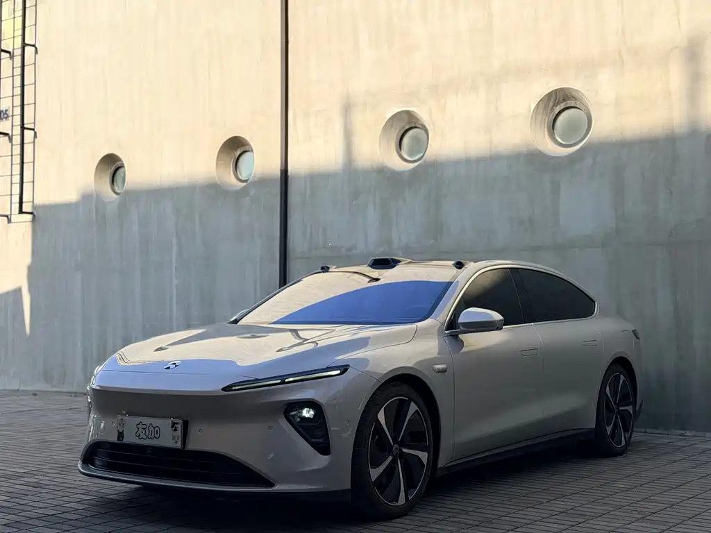 NIO ET7 2025