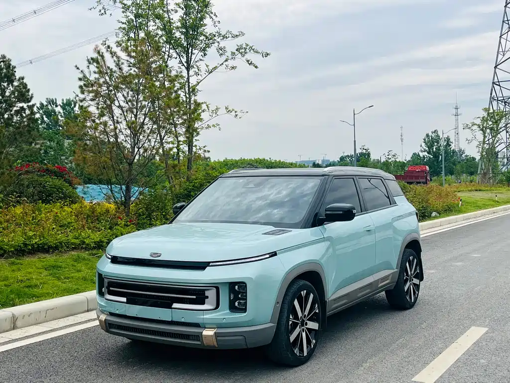 Geely Icon 2023