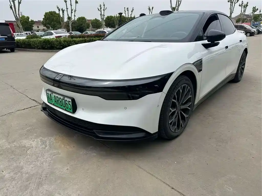 Zeekr 007 2024