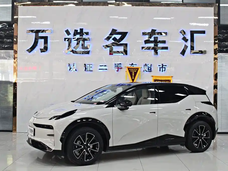 Zeekr X 2024