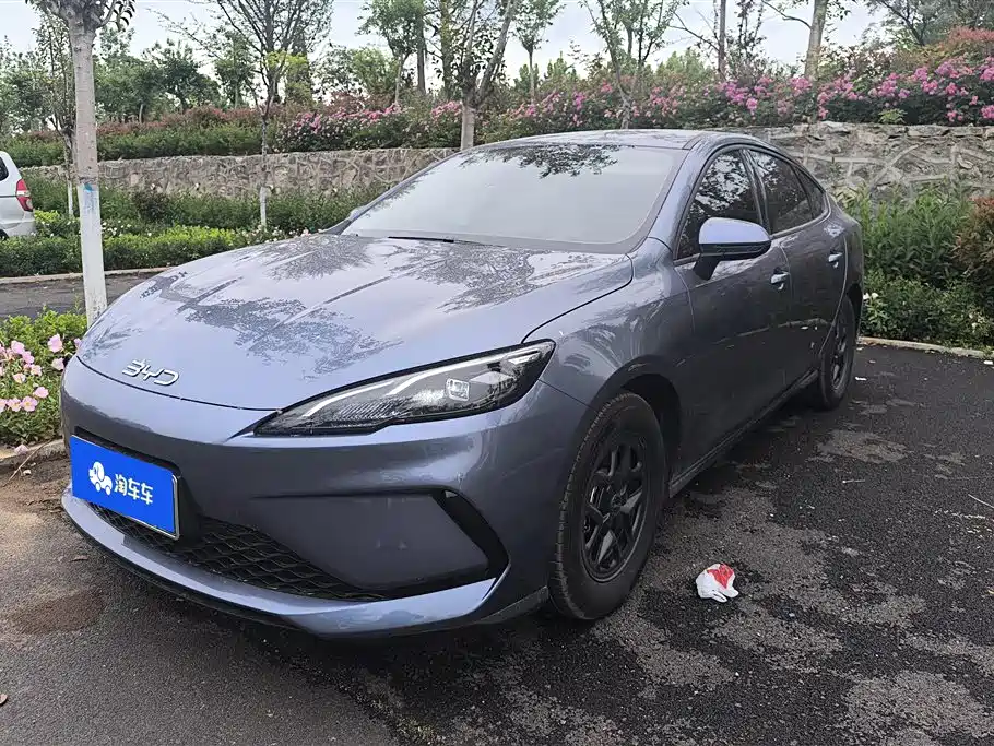 BYD Seal 05 DM-i 2025