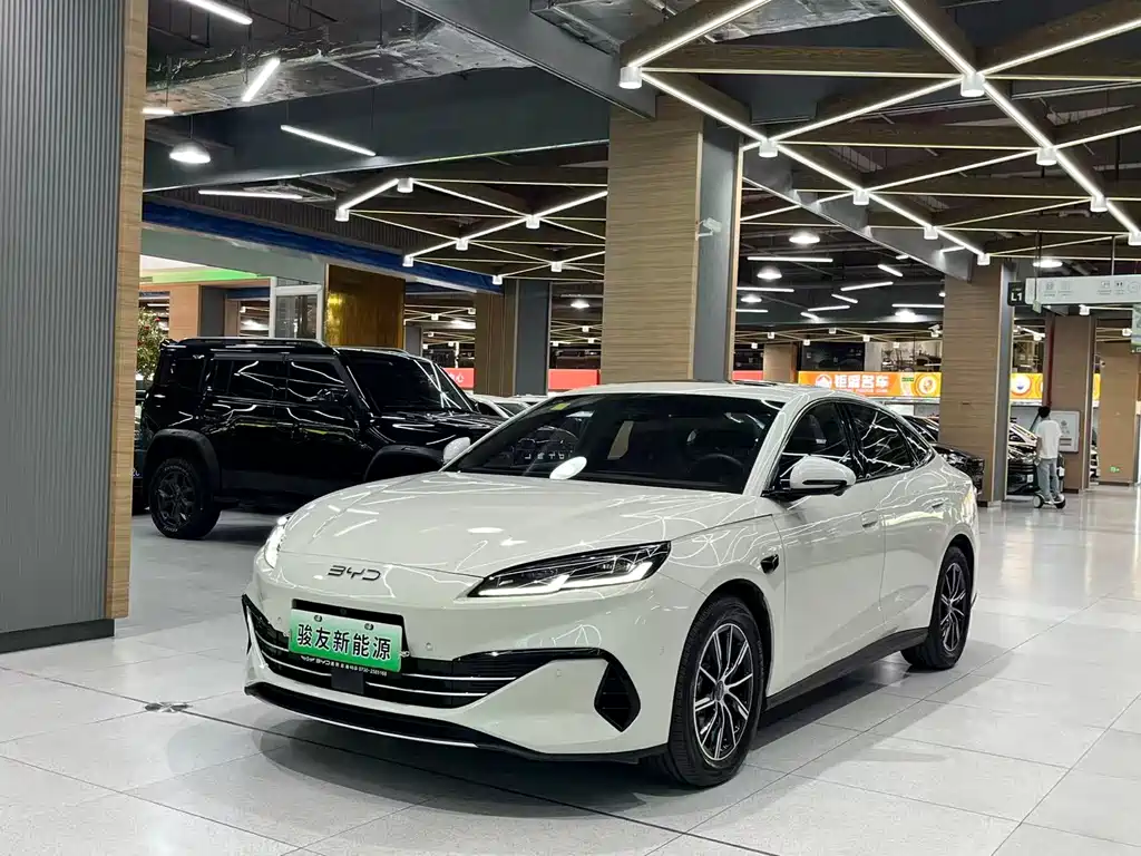 BYD 海豹06 2025