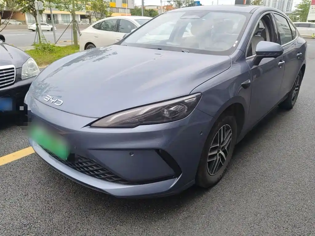 BYD Seal 05 DM-i 2025