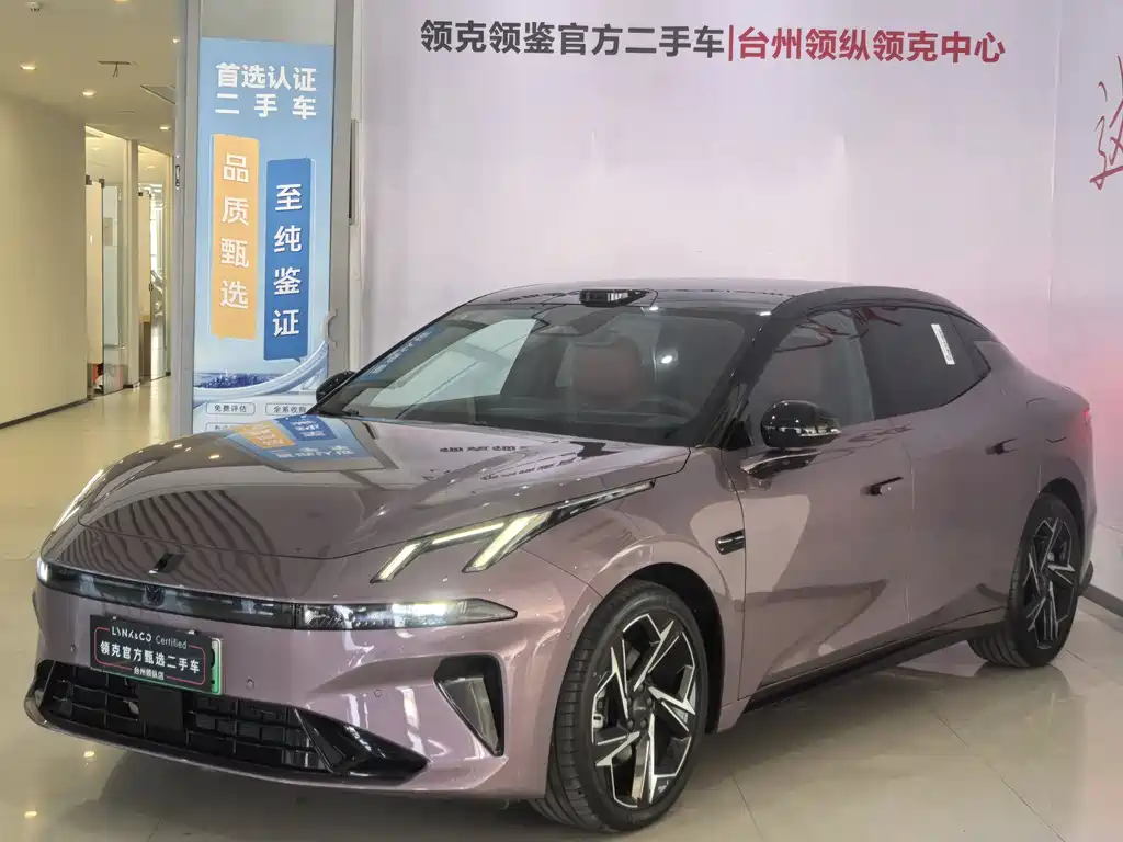 Lynk & Co 07 EM-P 2025