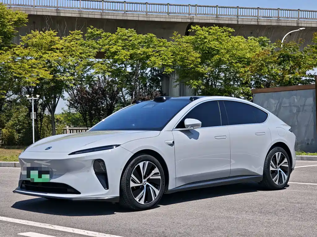 NIO ET5 2024