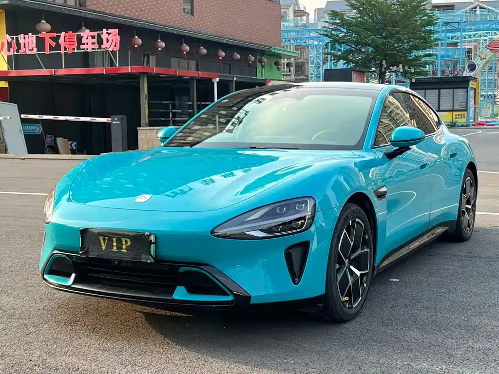 Xiaomi SU7 2024