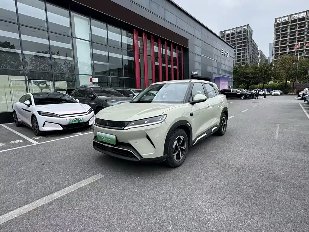 BYD Yuan UP 2025