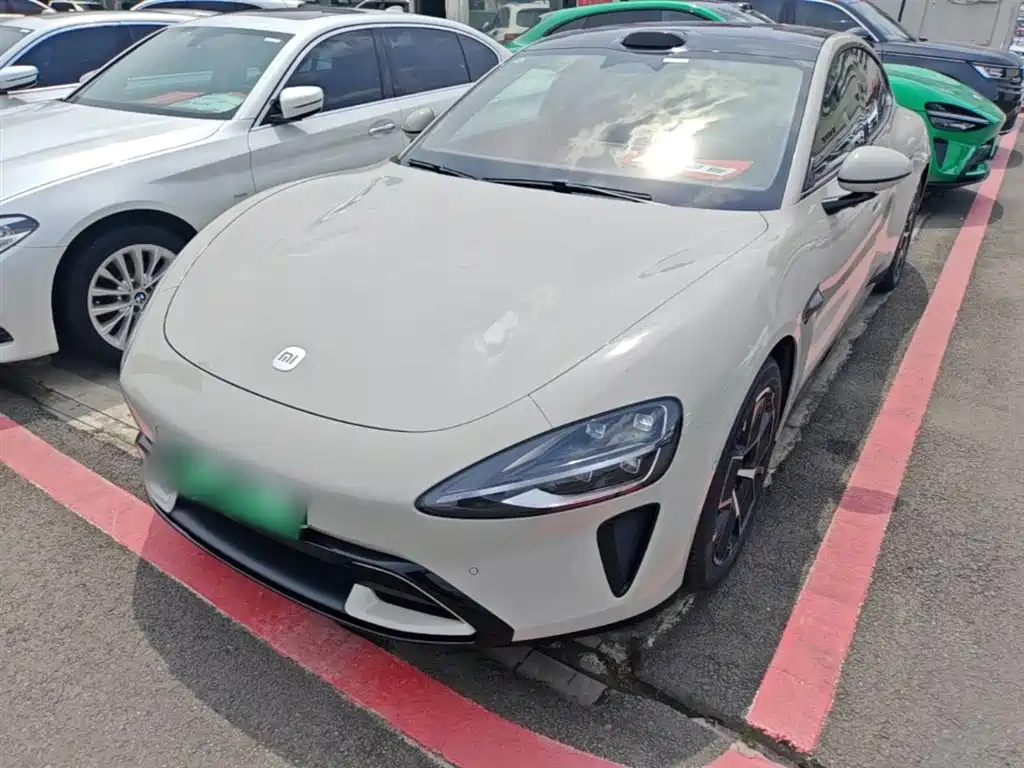 Xiaomi SU7 2025