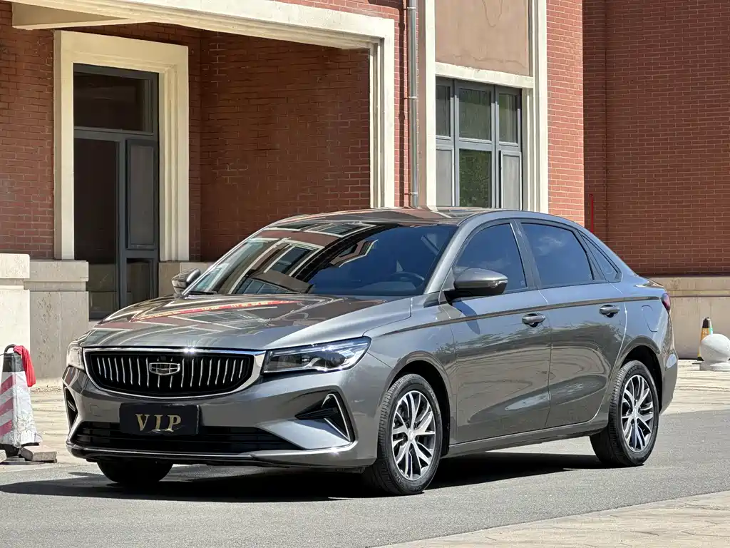 Geely Emgrand 2023