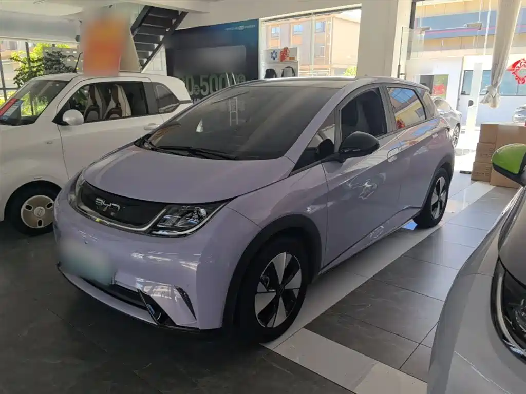 BYD Dolphin 2023