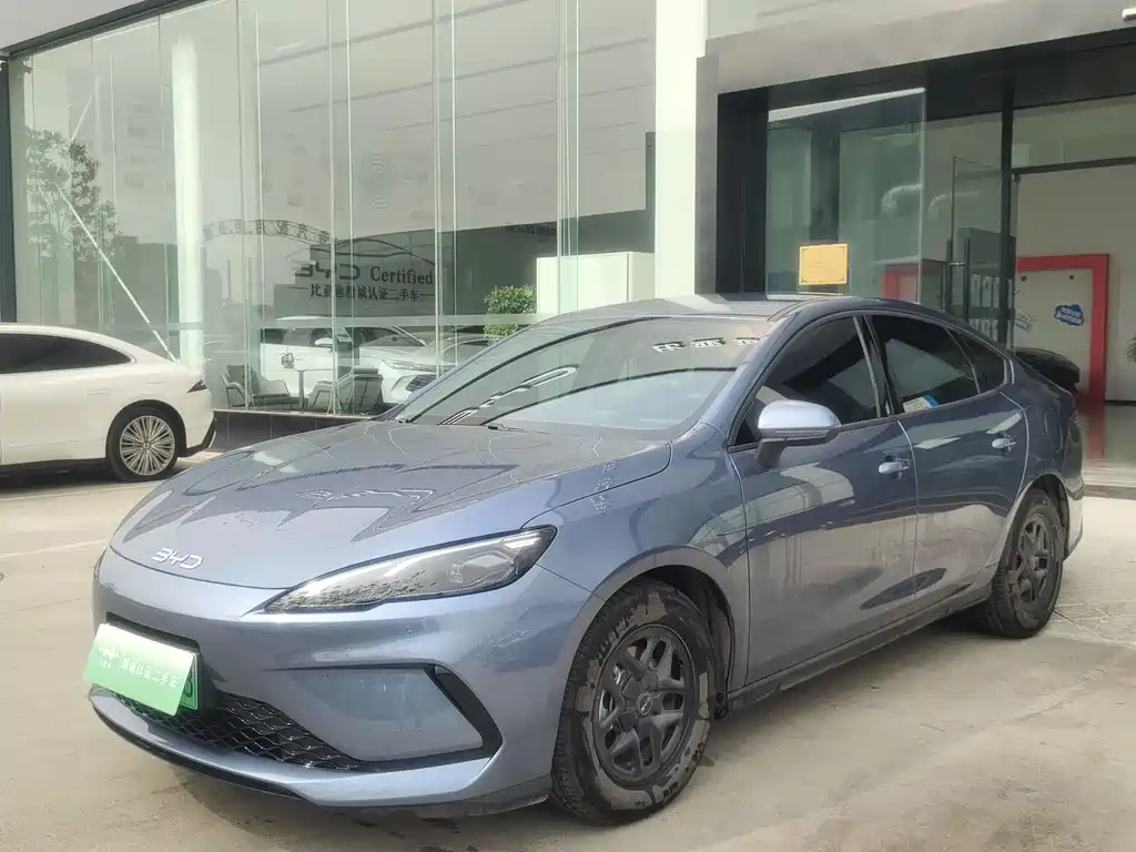 BYD Seal 05 DM-i 2025