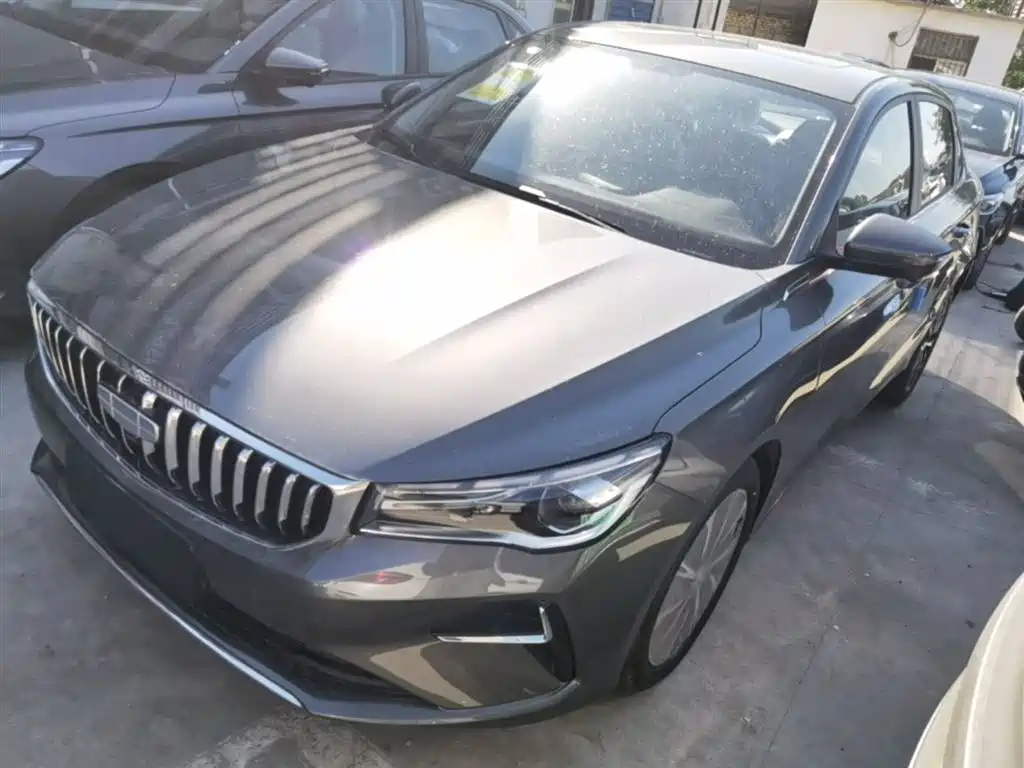 Geely Emgrand 2026