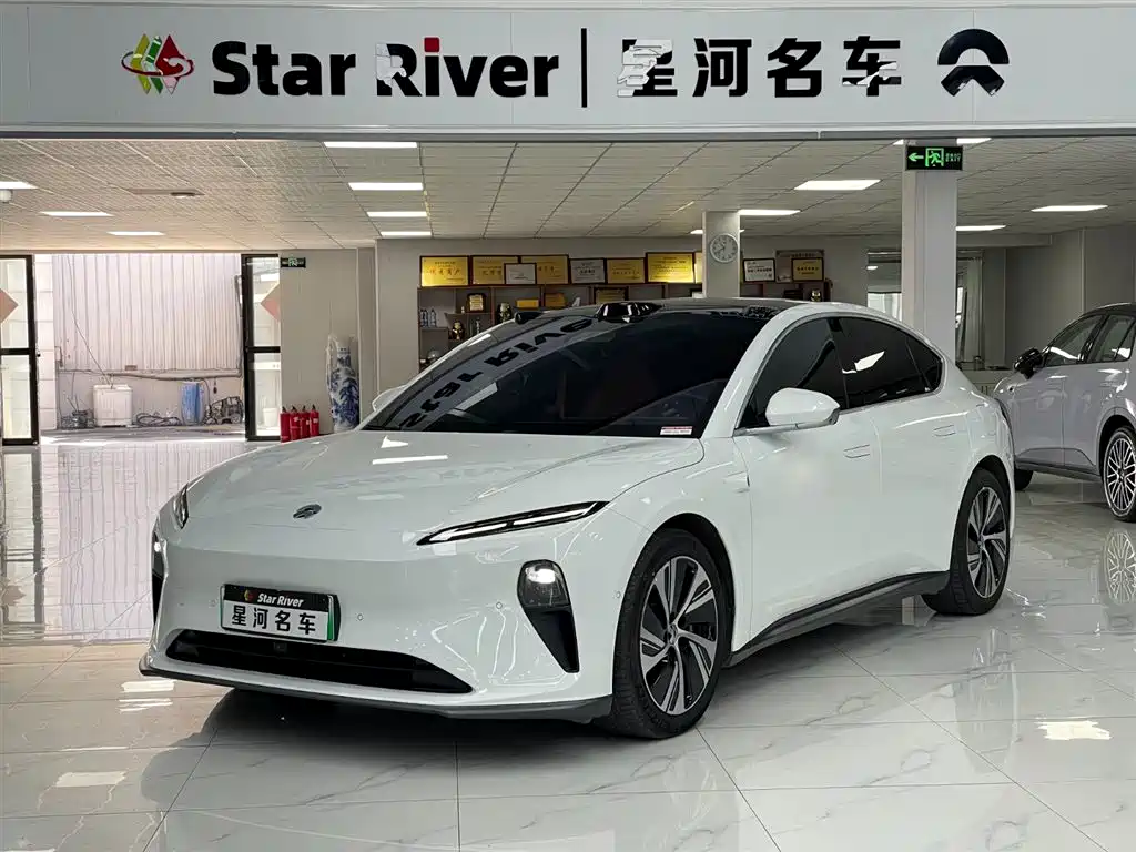NIO ET5 2023