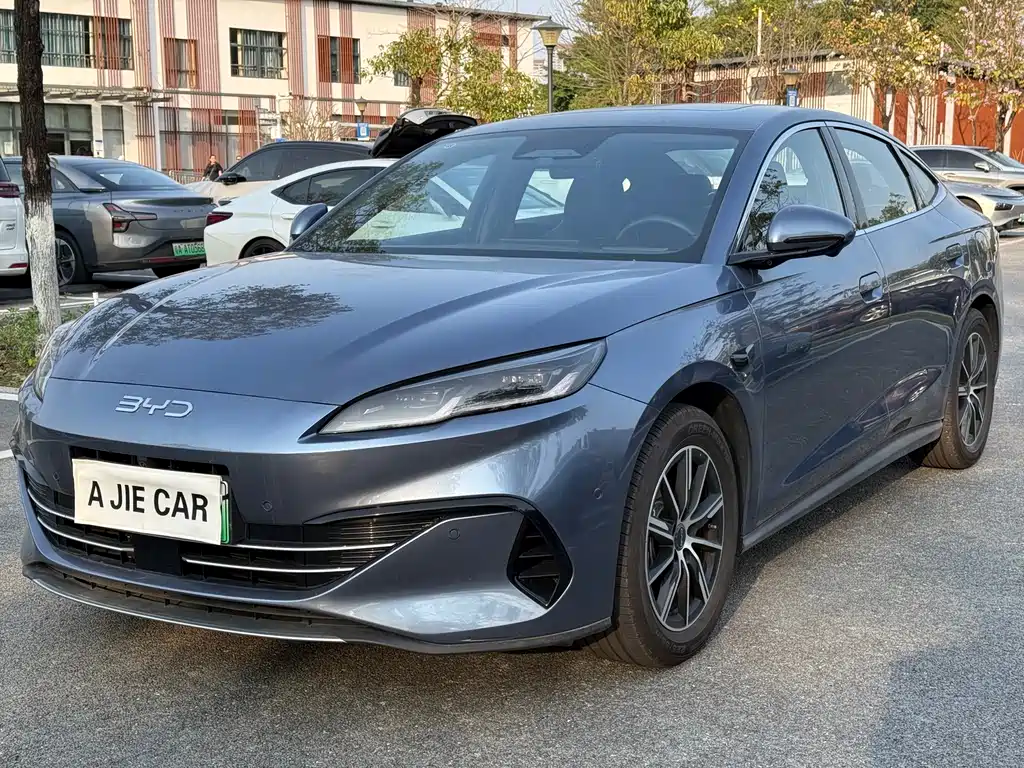 BYD 海豹06 2025