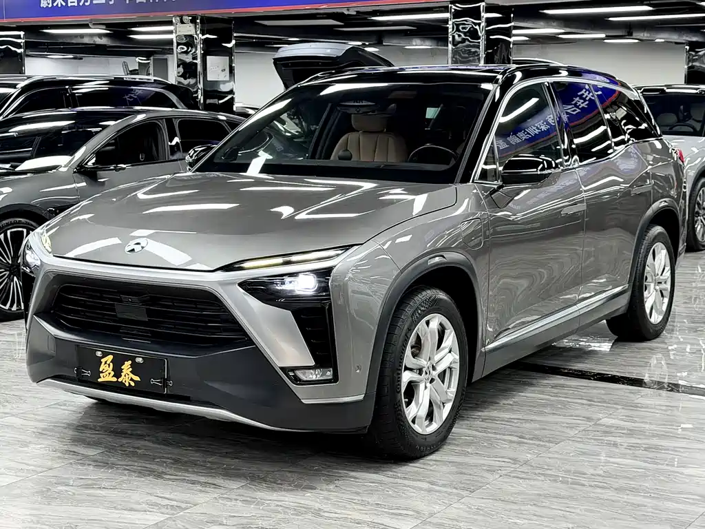 NIO ES8 2022
