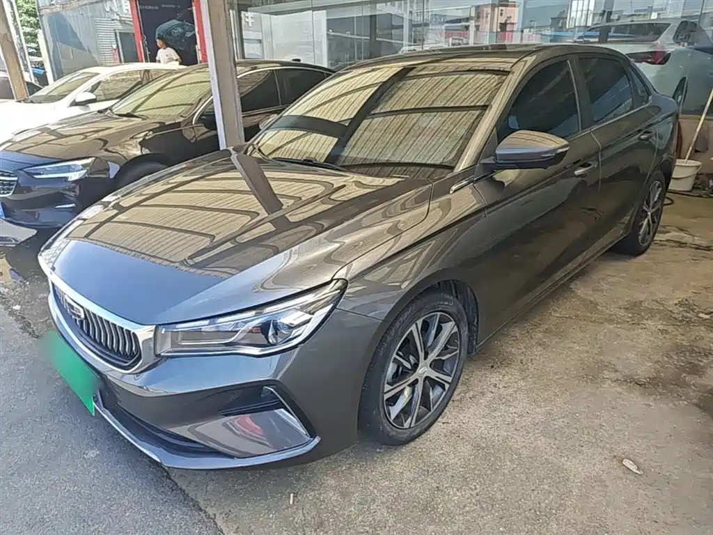 Geely Emgrand 2023