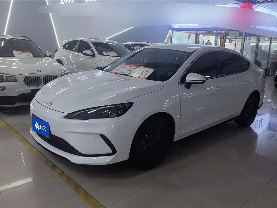 BYD Seal 05 DM-i 2025