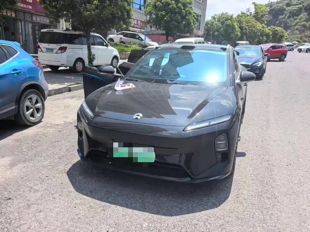 NIO ET5T 2025
