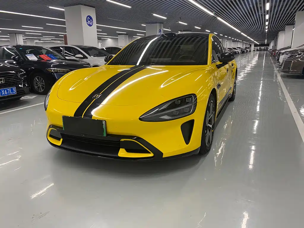 Xiaomi SU7 2024