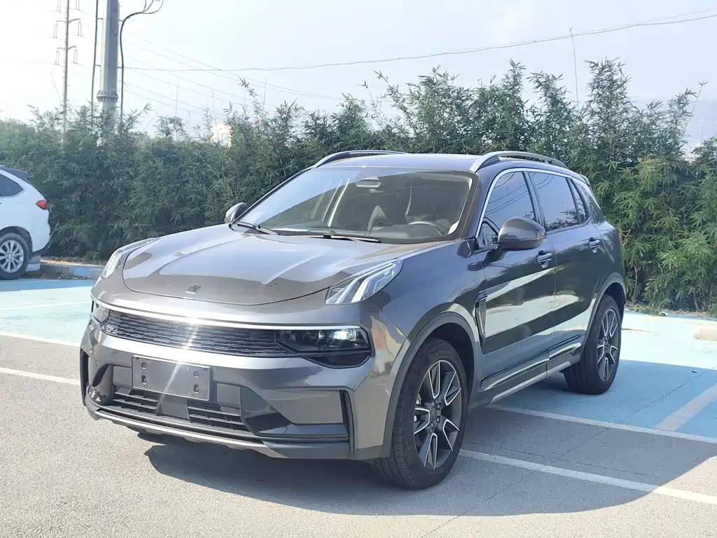 Lynk & Co 01 2023