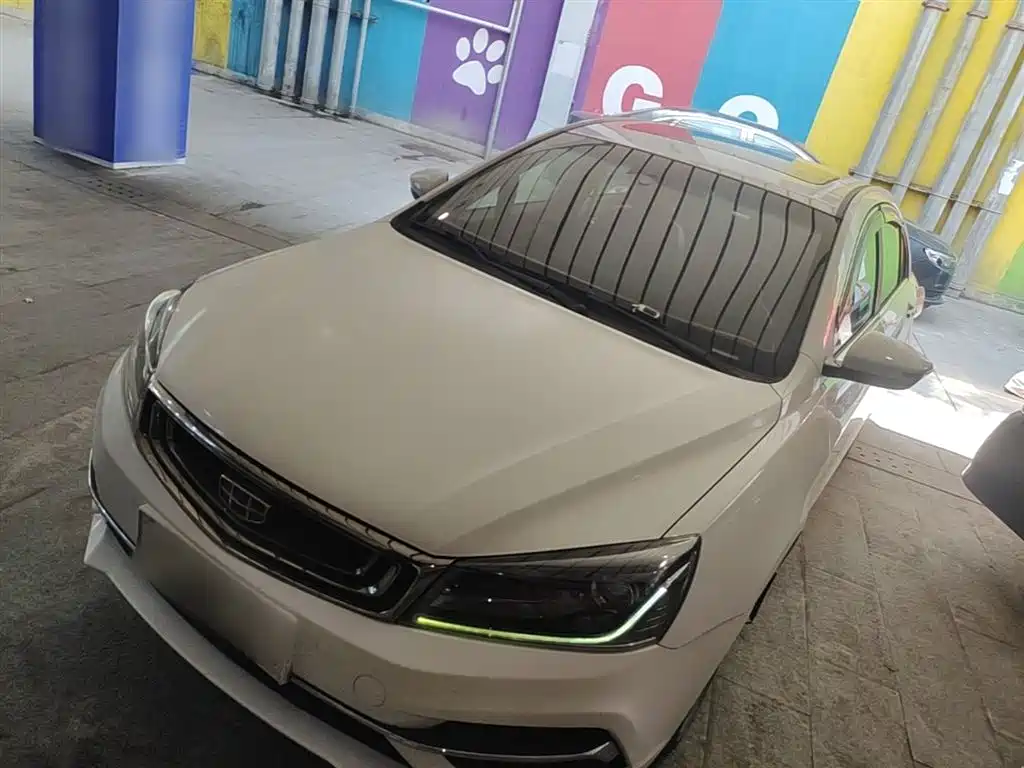 Geely Emgrand 2018