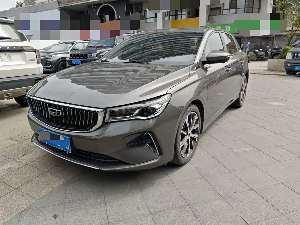 Geely Emgrand 2021