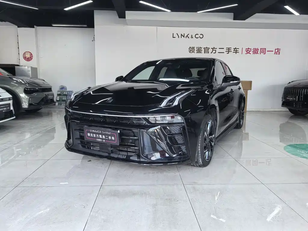 Lynk & Co 03 2025