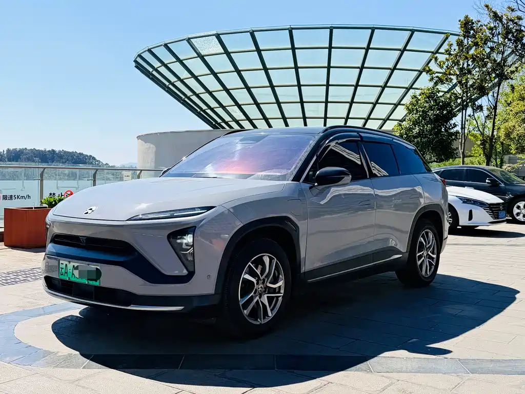 NIO ES6 2020