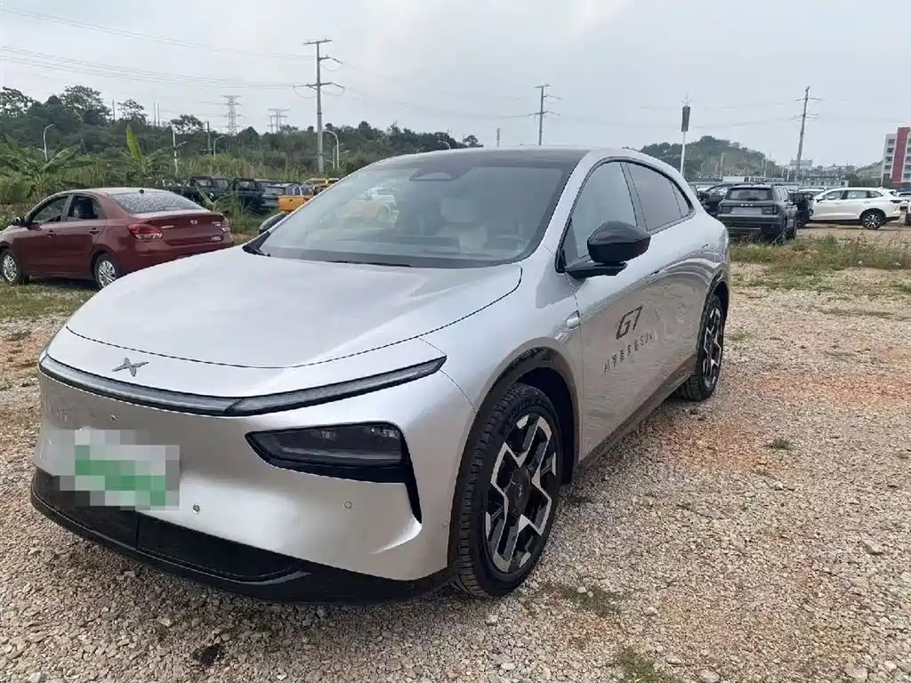 XPENG 小鹏G7 2025